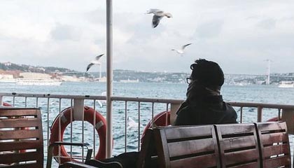 星空体育在线登录-勇士快攻打出节奏击败灰熊，勇士打法