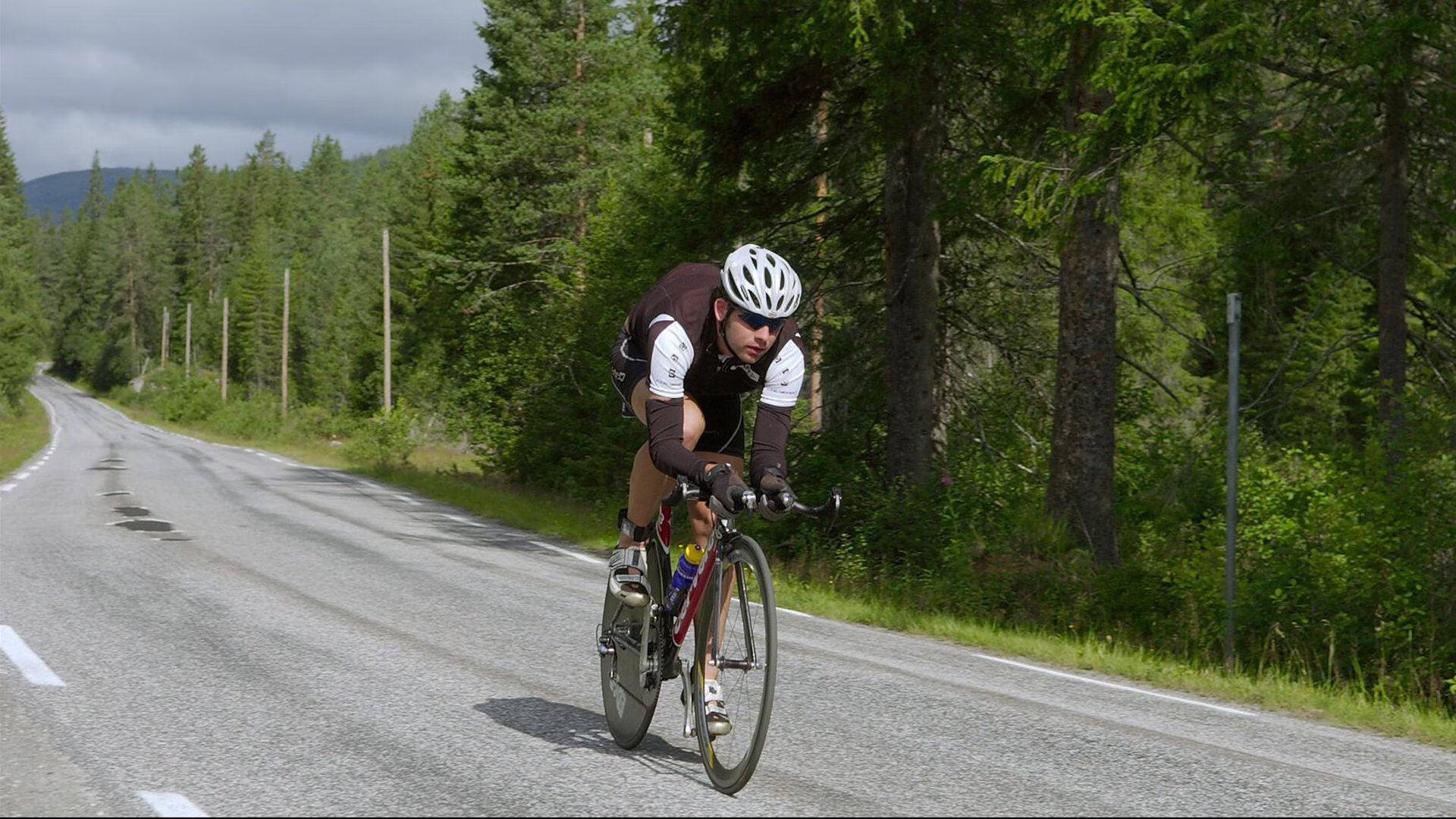 利物浦与切尔西战平，冠军争夺更加激烈